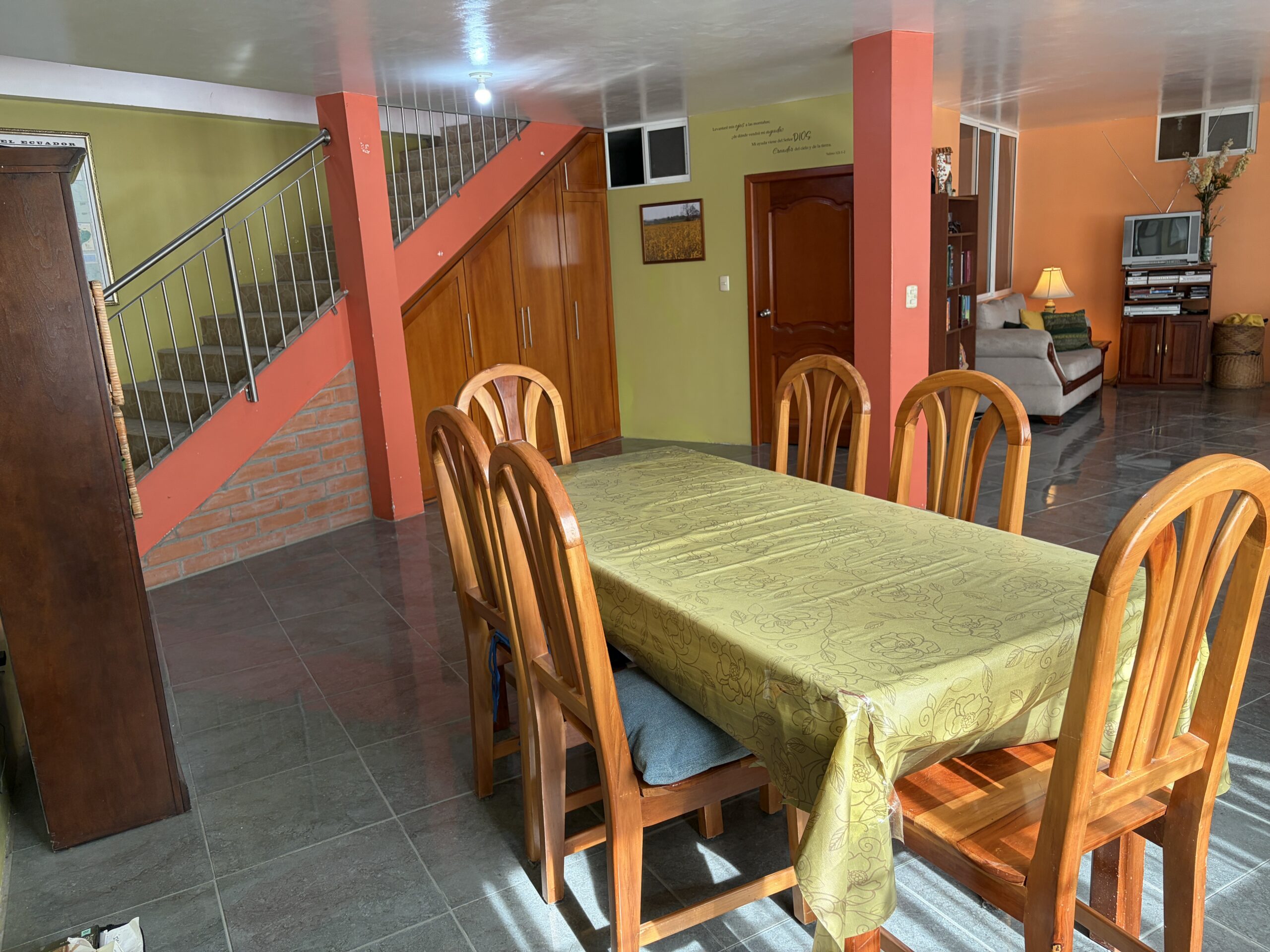GW 02 Sala planta baja 6.JPG